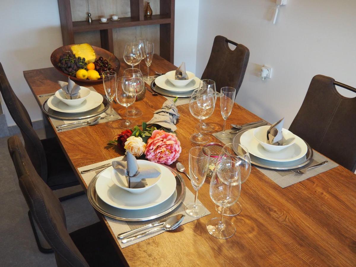 Apartment Rose Garden Свети свети Филип и Яков Екстериор снимка