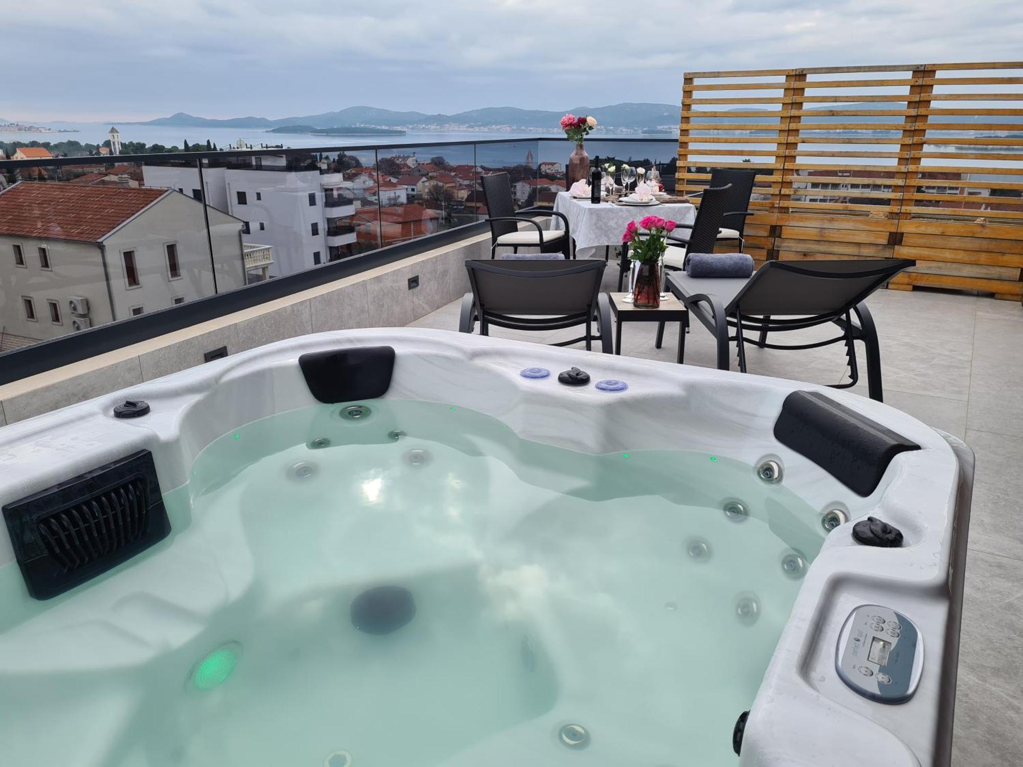 Apartment Rose Garden Свети свети Филип и Яков Екстериор снимка
