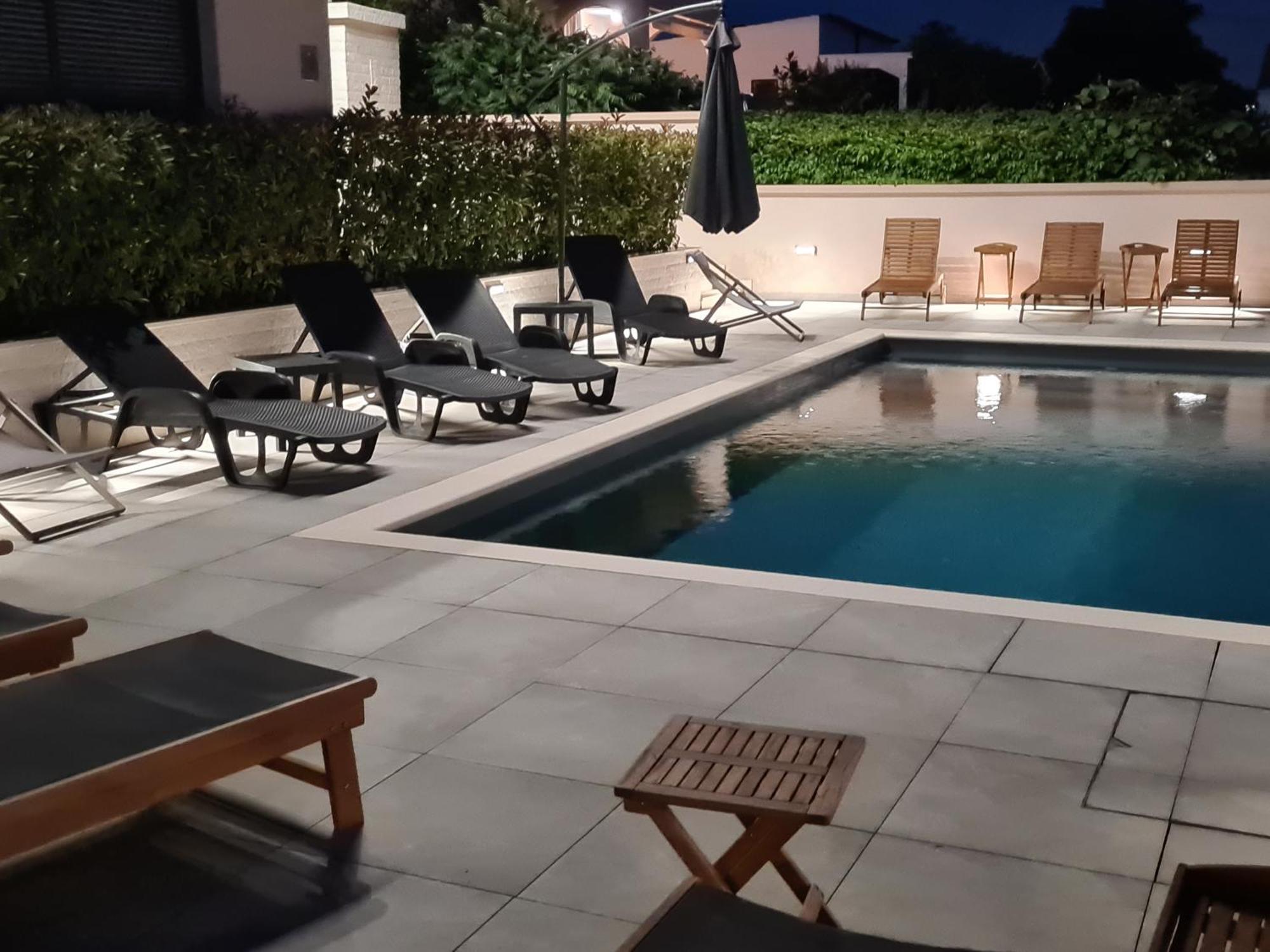 Apartment Rose Garden Свети свети Филип и Яков Екстериор снимка